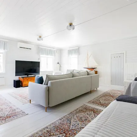 Kapteenin Huvilat By Interhome