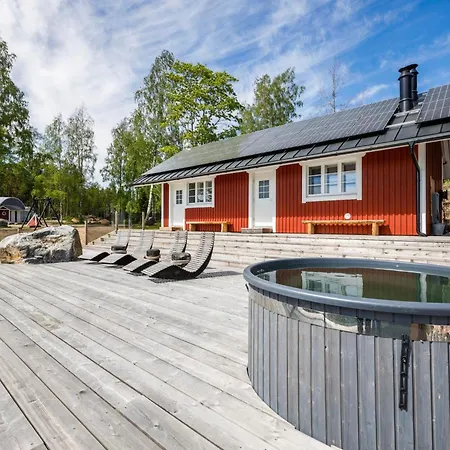Holiday home Kapteenin Huvilat By Interhome